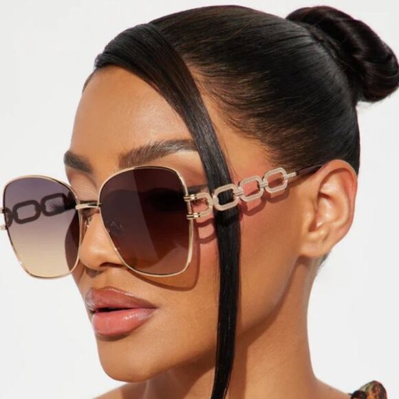 Oversized Gradient Sunglasses - Picture 1 of 5